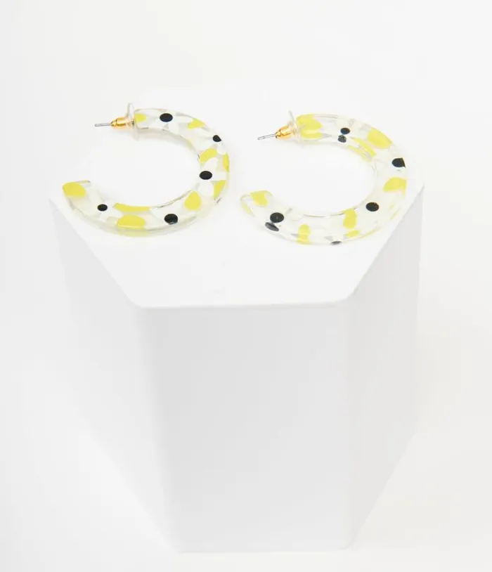 1960s White and Yellow Daisy Hoop Earrings Accessories Unique Vintage Earrings