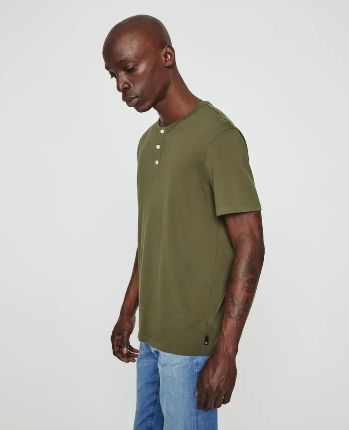 AG Jeans Bryce Short Sleeve Henley Shady Moss Men Tees AG Jeans Bryce Short Sleeve Henley Shady Moss Men Tees