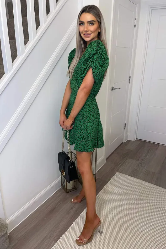 AX Paris Green Printed Puff Sleeve Pleated Mini Dress Dresses