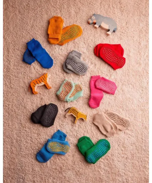 Babies and Kids Catspads Kids House Socks Fire FALKE House Socks