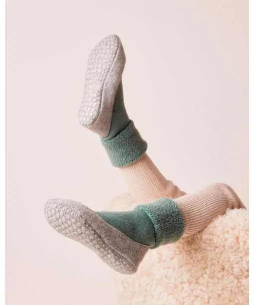 Babies and Kids Cosyshoe Teens Kids Slippers Gloss FALKE House Socks