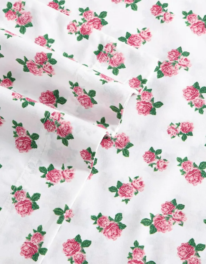Betsey Johnson Women BETSEYS TINY PINK ROSES QUEEN SHEET SET MULTI Betsey Johnson Women BETSEYS TINY PINK ROSES QUEEN SHEET SET MULTI