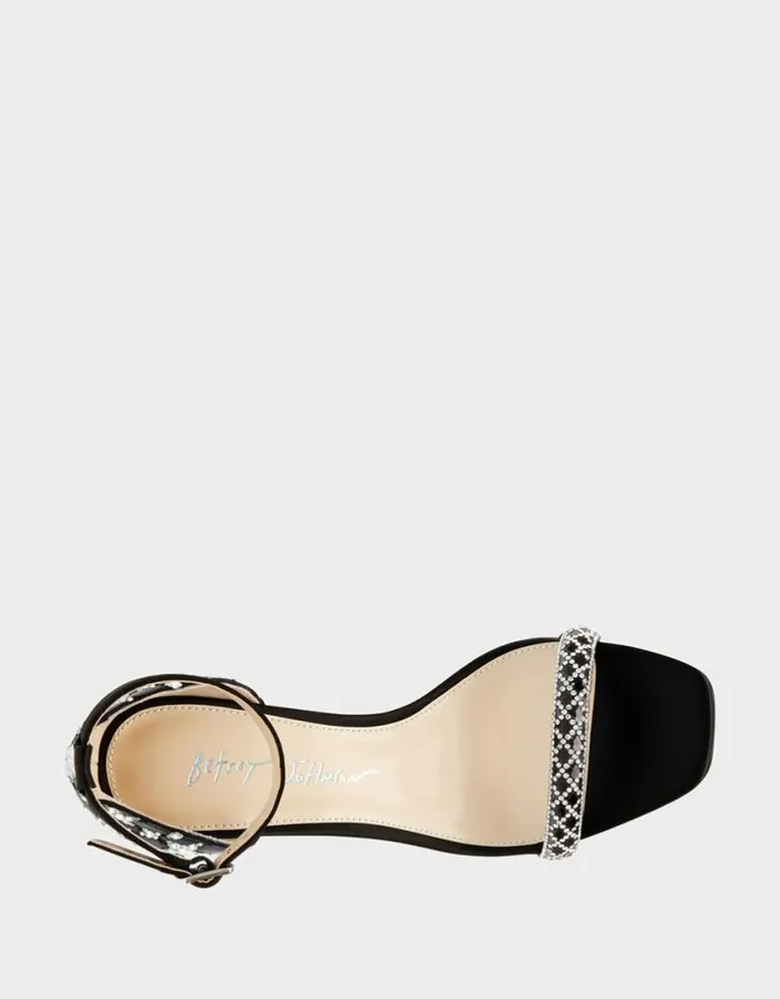 Betsey Johnson Women DEAN BLACK Black