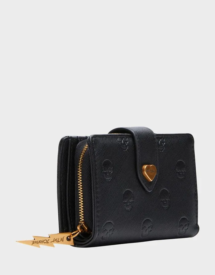 Betsey Johnson Women SKULLICIOUS BIFOLD WALLET BLACK Betsey Johnson Women SKULLICIOUS BIFOLD WALLET BLACK