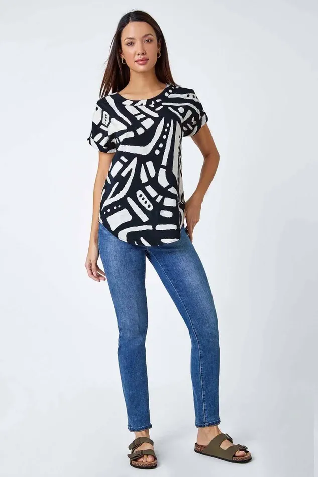 Black Contrast Abstract Print Top Women Roman Tops