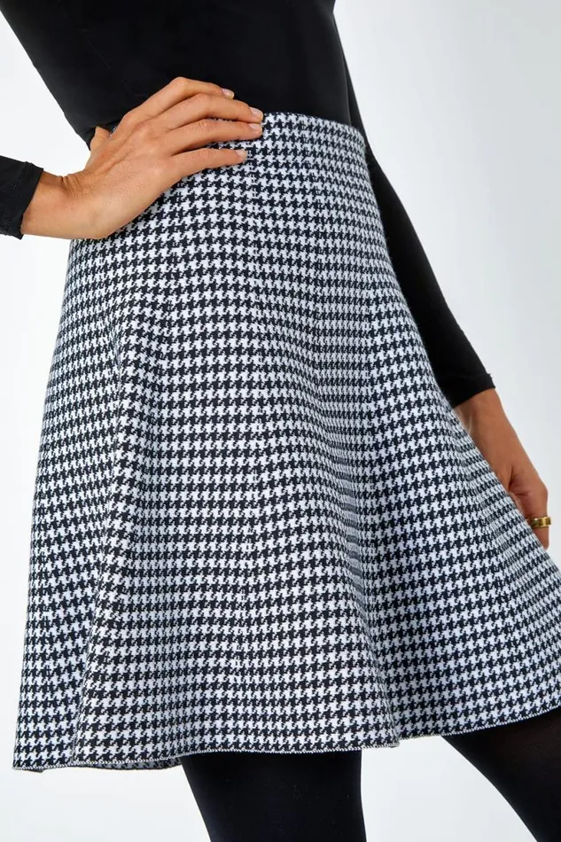Black Dogstooth Knitted ALine Mini Skirt Women Roman Skirts
