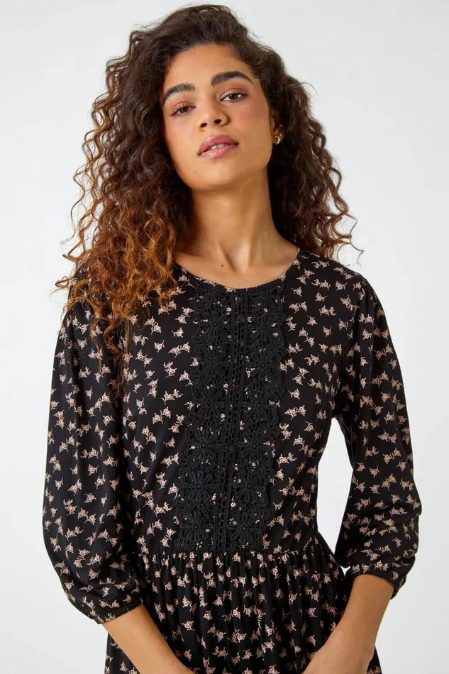 Black Lace Detail Ditsy Print Dress Women Roman Dresses