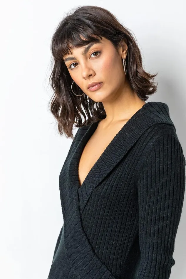Black Longline Ribbed Overlap VNeck Tunic Jumper Women Roman Knitwear