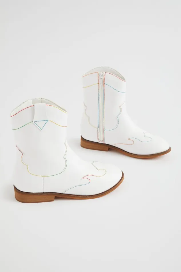 Boots Girl Seed Heritage Rainbow Stitch Cowboy White