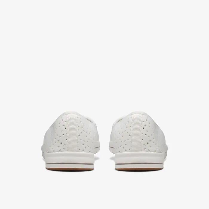 Breeze Emily White Women Clarks Flats