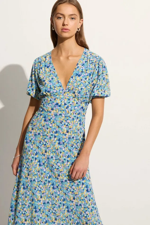 Faithfull The Brand Dresses Las Mayas Midi Dress Cala Nica Floral Blue Exclusive 8211 Final Sale 8211 Women Faithfull The Brand Dresses Las Mayas Midi Dress Cala Nica Floral Blue Exclusive 8211 Final Sale 8211 Women