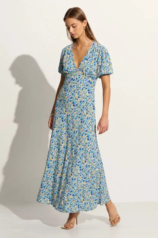 Faithfull The Brand Dresses Las Mayas Midi Dress Cala Nica Floral Blue Exclusive 8211 Final Sale 8211 Women Faithfull The Brand Dresses Las Mayas Midi Dress Cala Nica Floral Blue Exclusive 8211 Final Sale 8211 Women