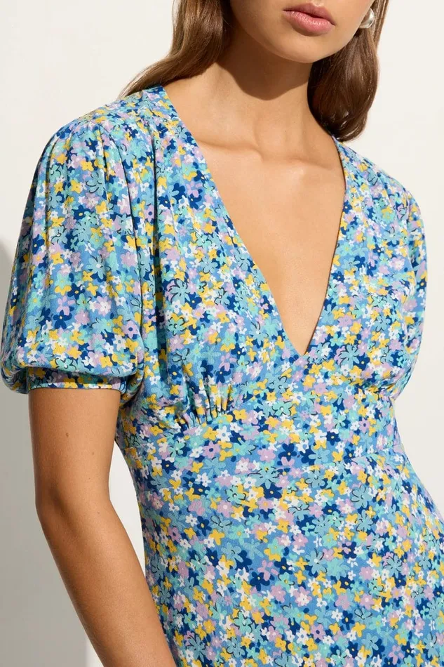 Faithfull The Brand Dresses Las Mayas Midi Dress Cala Nica Floral Blue Exclusive 8211 Final Sale 8211 Women Faithfull The Brand Dresses Las Mayas Midi Dress Cala Nica Floral Blue Exclusive 8211 Final Sale 8211 Women