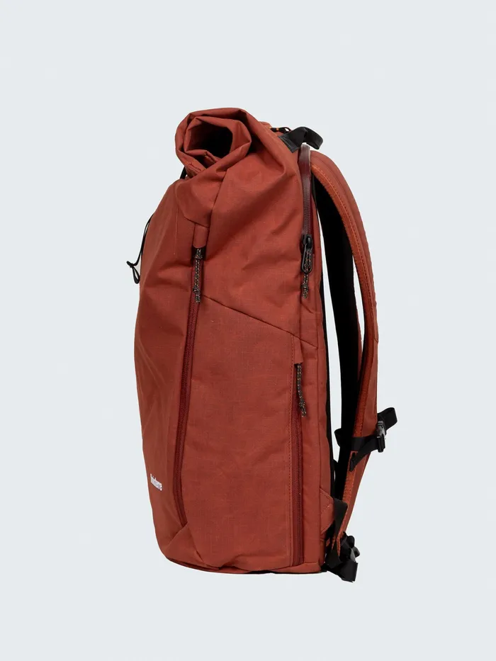 Finisterre Bags MenWomen Nautilus 23L Backpack Dark Rosewood