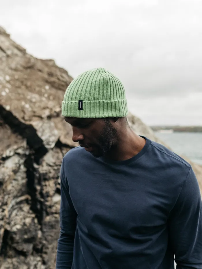 Finisterre Hats and Beanies MenWomen Fisherman Beanie Tea Green