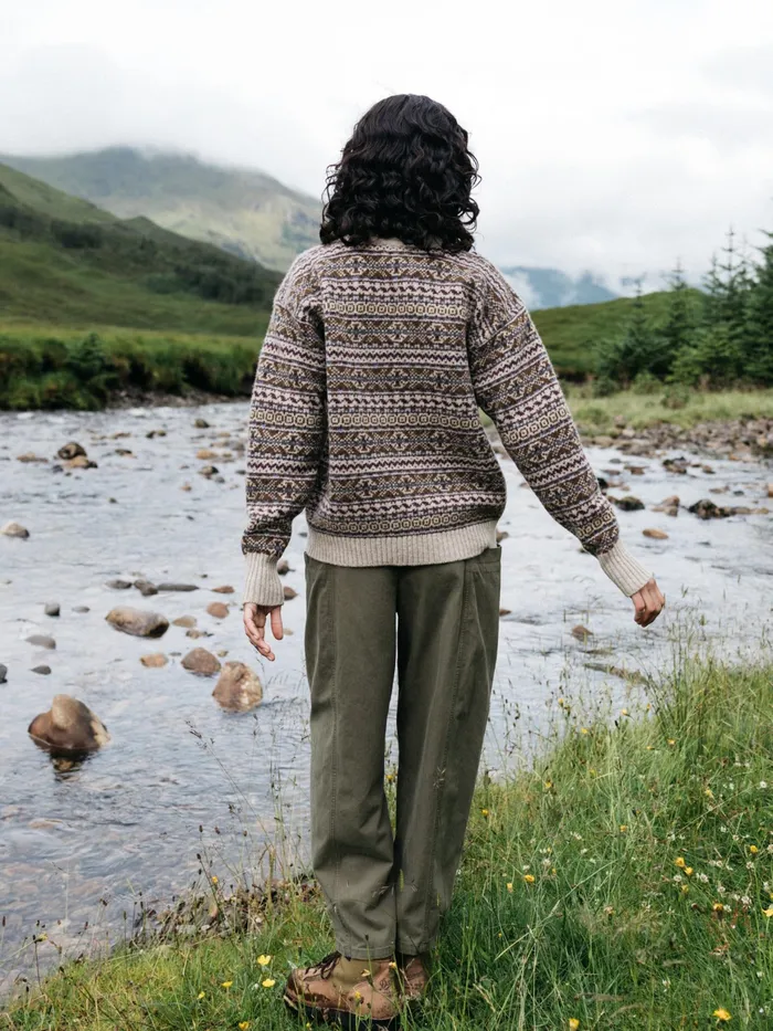 Finisterre Knitwear Women Shetland Fairisle Sweater Black Cherryecruheather Mist Multi
