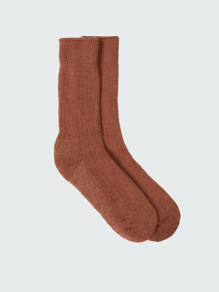Finisterre Socks MenWomen Ribbed Sock Malva