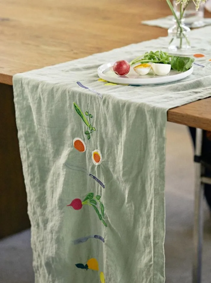 Home Shop Lisa Says Gah Linen Table Runner Home Shop Lisa Says Gah Linen Table Runner