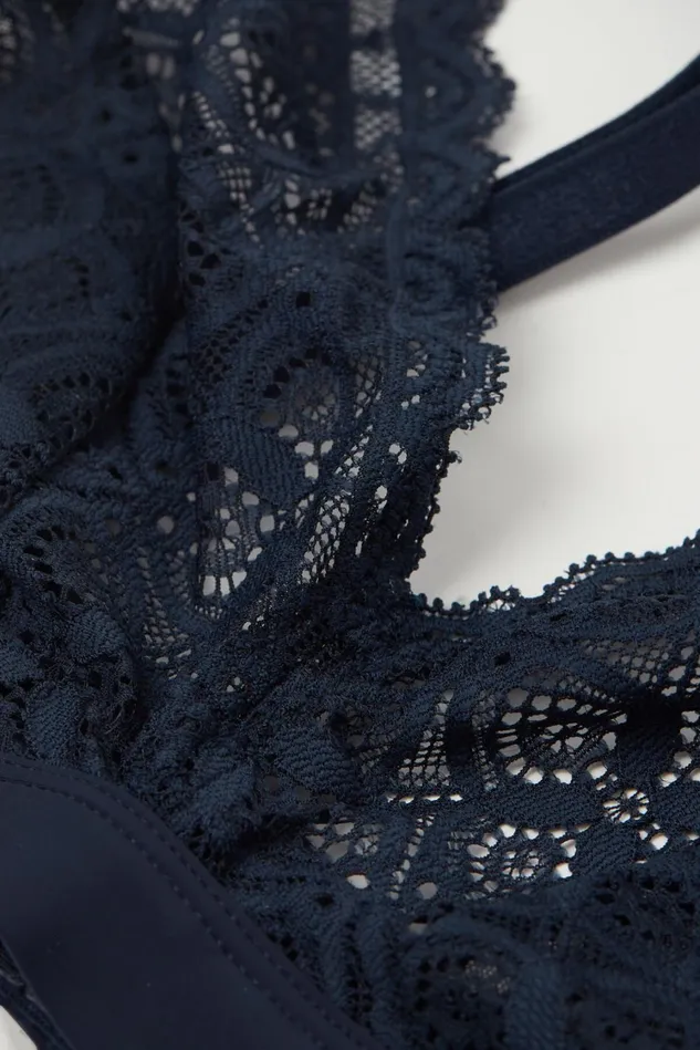 Intimissimi Triangle Women Lara Triangle Bra In Lace Blue 1467 8211 Intense Blue