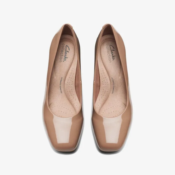 Kyndall Iris Warm Beige Women Clarks Heels and Pumps
