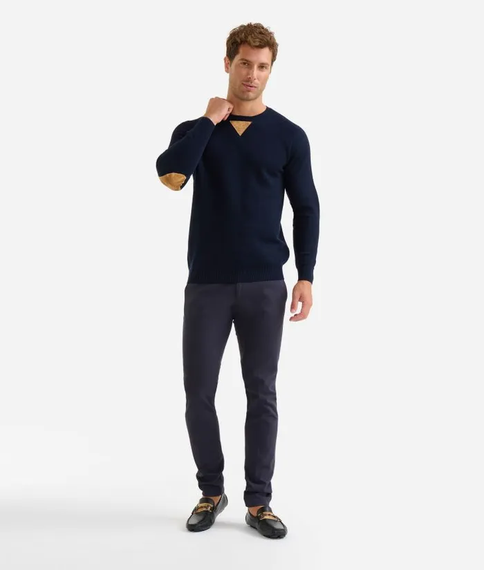 Man Knitwears Shirts and TShirts Alviero Martini Wool Blend Yarn Crewneck Sweater With Geo Classic Elbow Patches Night Blue Man Knitwears Shirts and TShirts Alviero Martini Wool Blend Yarn Crewneck Sweater With Geo Classic Elbow Patches Night Blue