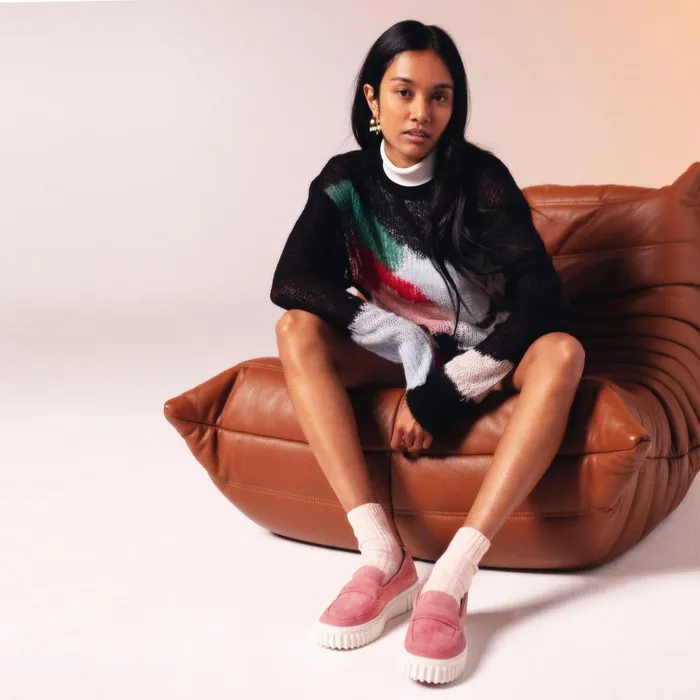Mayhill Cove Dusty Rose Nubuck Women Clarks SlipOns