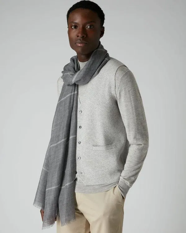 Men 007 Fine Gauge Cashmere Checked ScarfIn Mid Grey Mid Grey NPeal Scarves