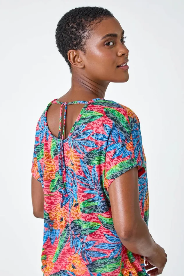 Red Leaf Print Burnout Stretch TShirt Women Roman Tops