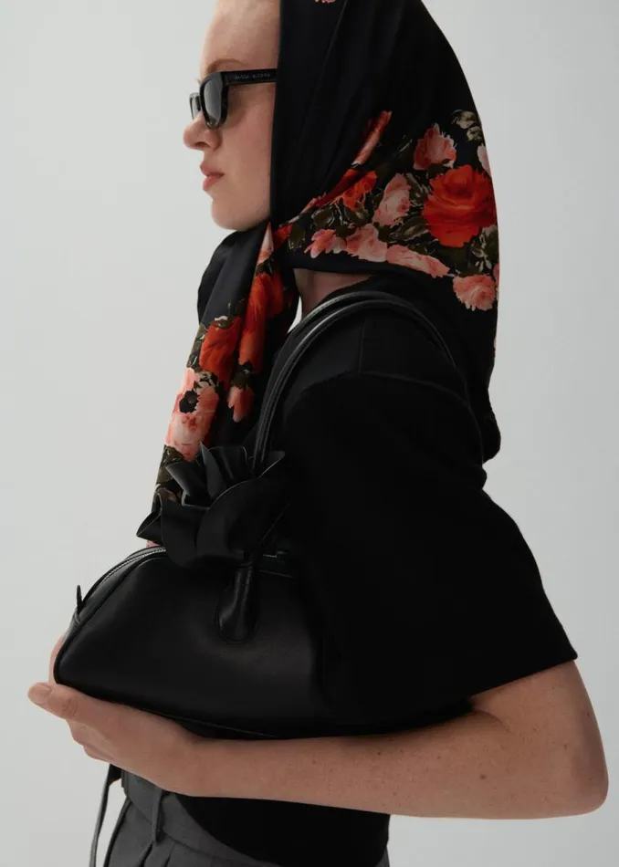 Shop Magda Butrym Accessories Floral Print Scarf In Black Shop Magda Butrym Accessories Floral Print Scarf In Black