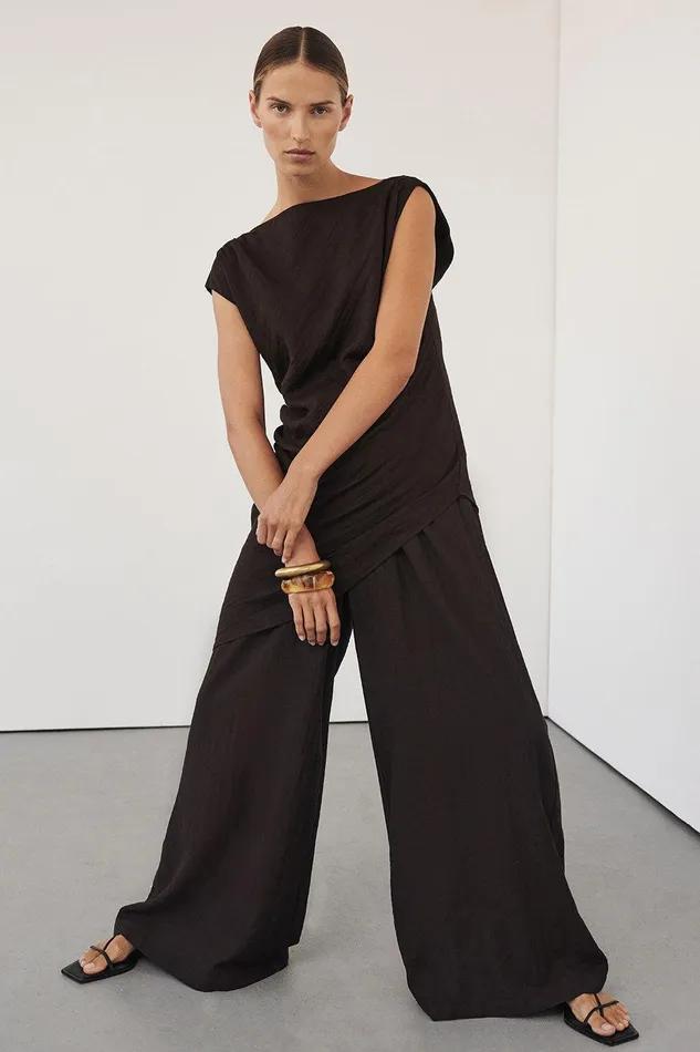 SHYLA BITTER CHOC ASYMMETRICAL TOP Women DISSH Co Ord Sets