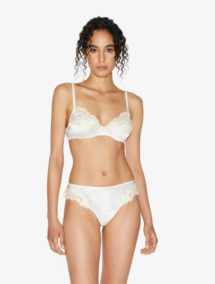Silk Underwired Bra In White With Ivory Frastaglio Lingerie La Perla Underwired