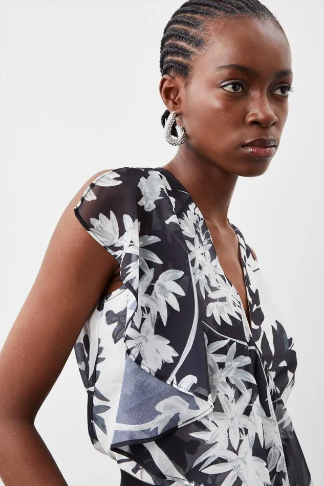 Tops Women Karen Millen Mono Floral Georgette Ruffle Front Woven Blouse Mono