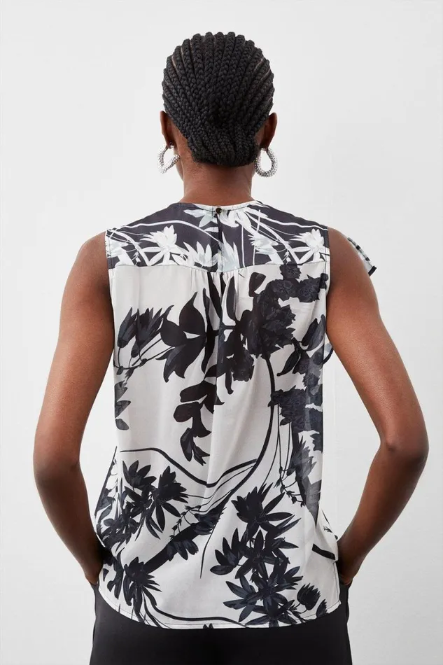 Tops Women Karen Millen Mono Floral Georgette Ruffle Front Woven Blouse Mono