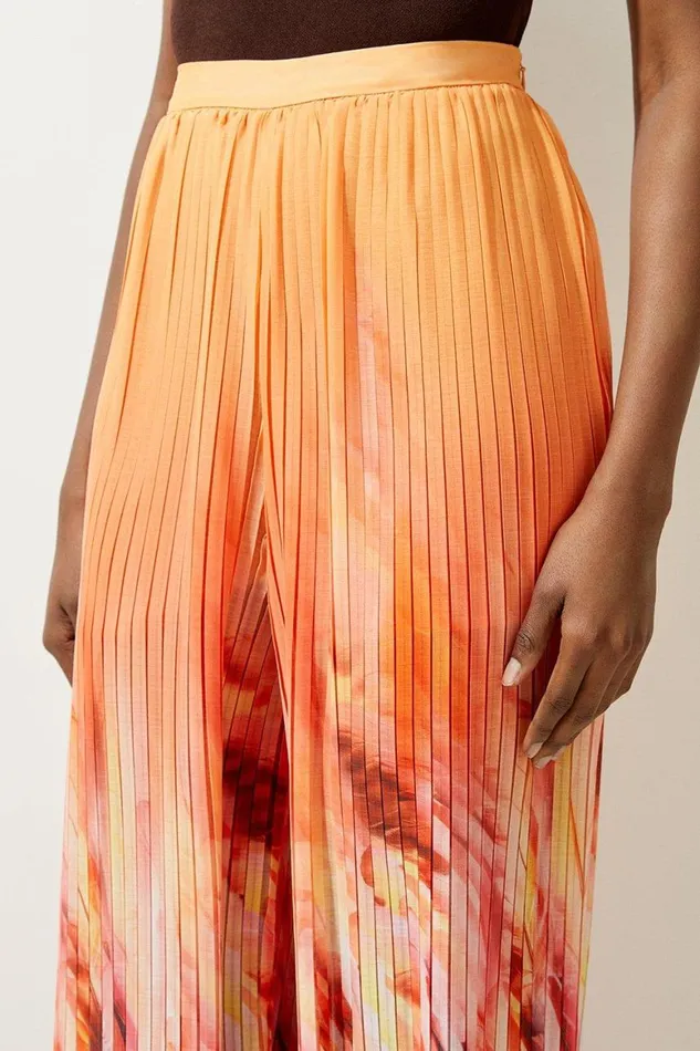 Trousers Women Karen Millen Feather Border Print Pleated Wide Leg Trouser Orange