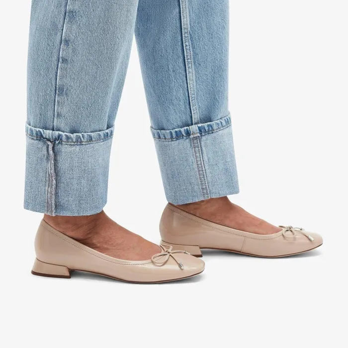 Ubree 15 Step Sand Patent Women Clarks Flats