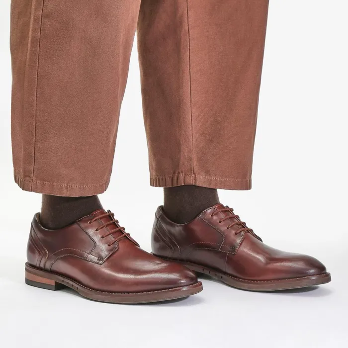 Un Hugh Lace Brown Leather Men Clarks Dress Shoes