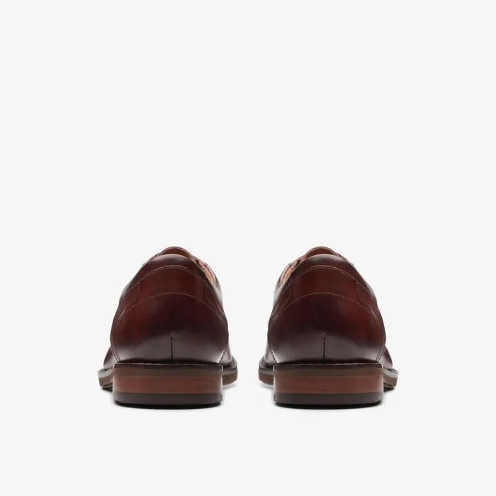 Un Hugh Lace Brown Leather Men Clarks Dress Shoes