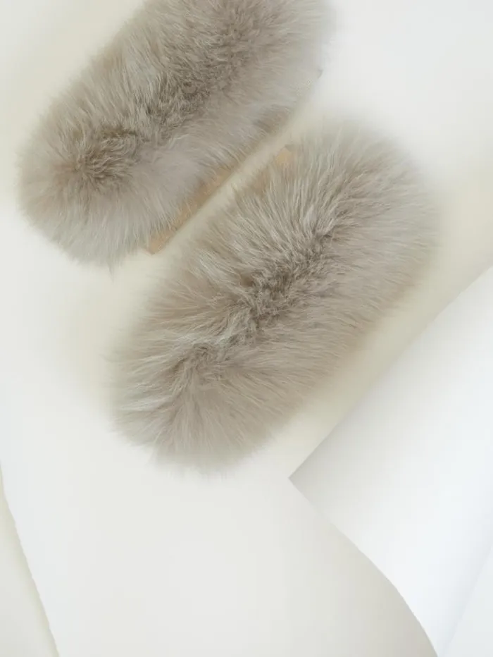 Woman Fox Fur Cuffs Sand Maxmara The Cube Accessories