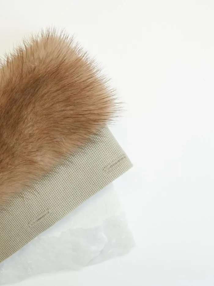 Woman Mink Cuffs Ivory Maxmara The Cube Accessories Woman Mink Cuffs Ivory Maxmara The Cube Accessories