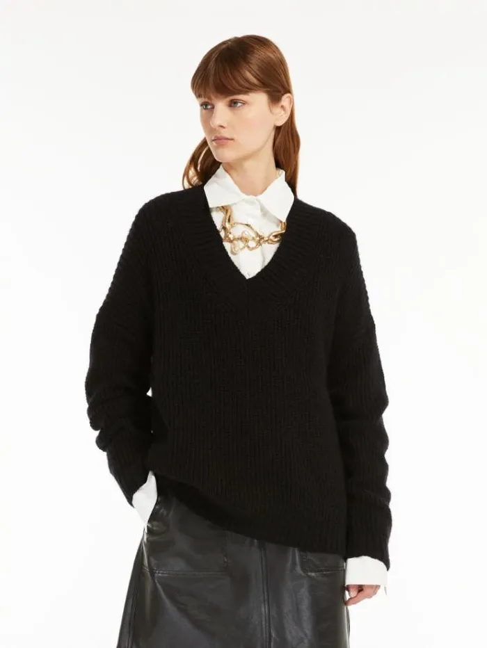 Woman Mohair Yarn Sweater Black Maxmara Knitwear And Sweatshirts Woman Mohair Yarn Sweater Black Maxmara Knitwear And Sweatshirts