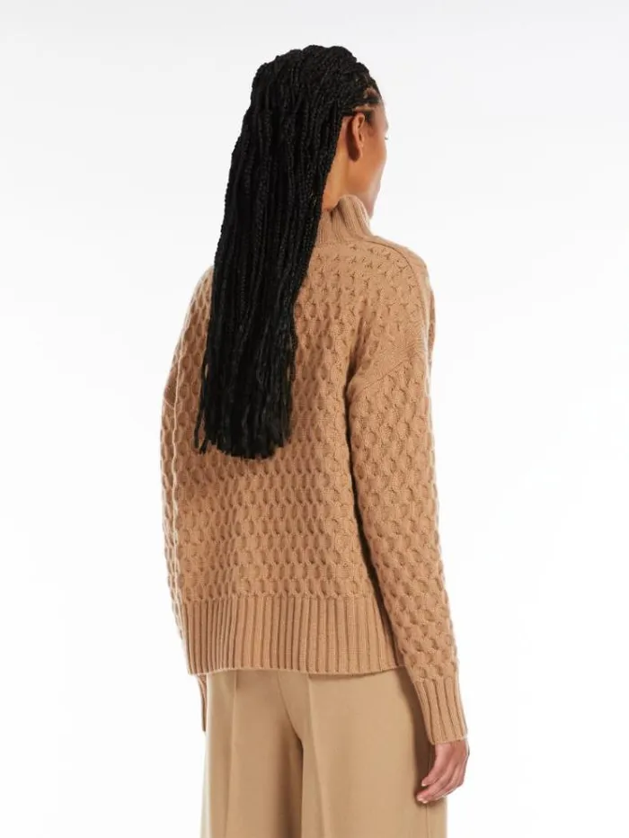 Woman Soft Wool And Cashmere Jumper Camel Maxmara Knitwear And Sweatshirts Woman Soft Wool And Cashmere Jumper Camel Maxmara Knitwear And Sweatshirts