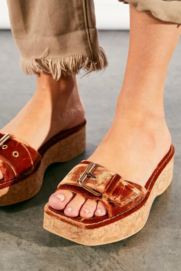 Women Clogs Free People Corrine Velvet Clogs Cuero