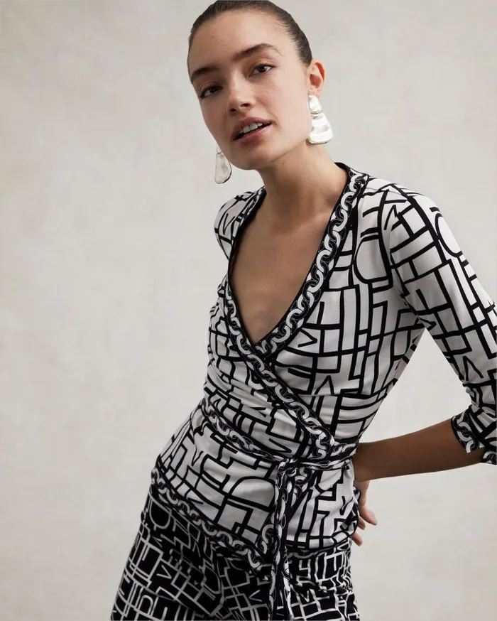 Women Demeter Top Logo Love Ivory And Chain DVF Tops Women Demeter Top Logo Love Ivory And Chain DVF Tops