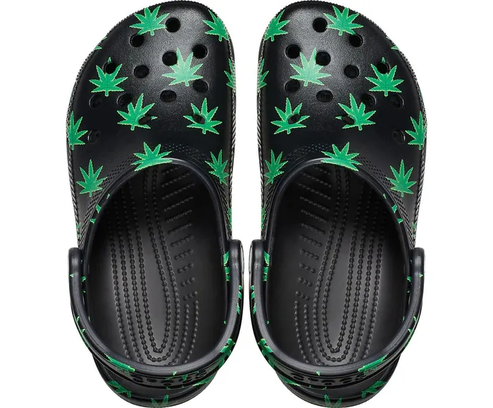 WomenMen Classic Hemp Leaf Clog Black Crocs Clogs