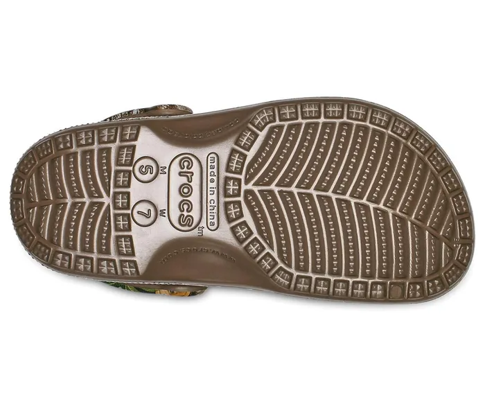 WomenMen Classic Realtree Edge Clog Walnut Crocs Clogs