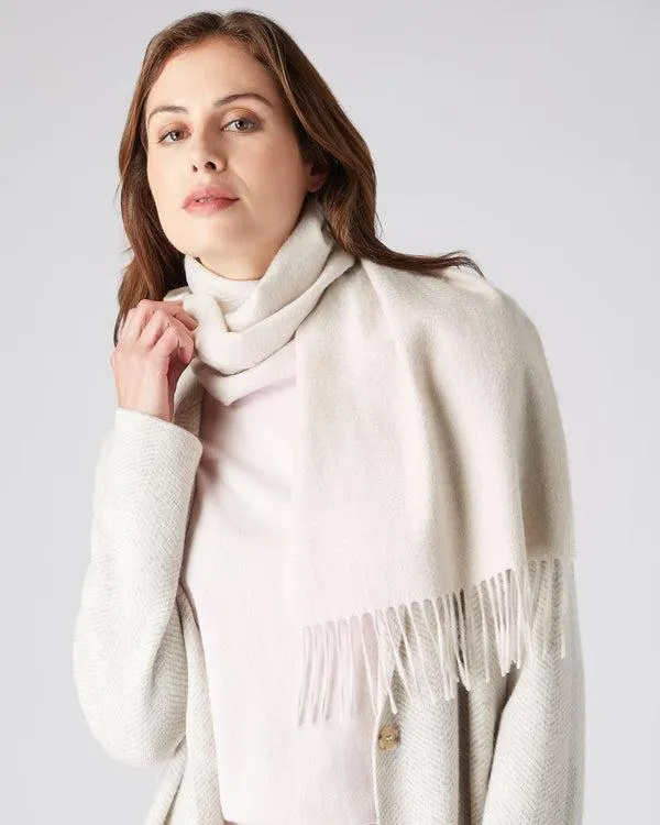 WomenMen Unisex Woven Cashmere ScarfIn Ecru White Ecru White NPeal Cashmere Scarves