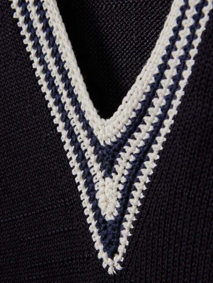Women Reiss Knitwear Tammy Crochet VNeck Jumper Navywhite