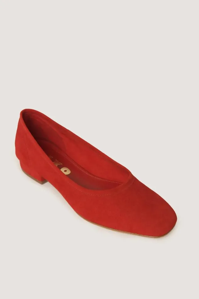 Women RIXO Shoes Kierna Suede Pumps Red