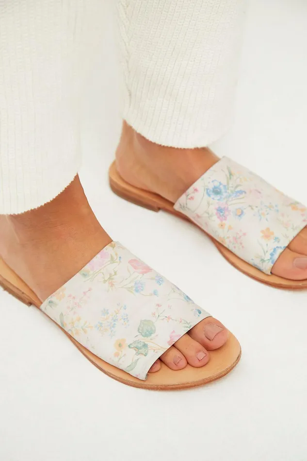 Women Sandals Free People Vicente Slide Sandals Natural Floral