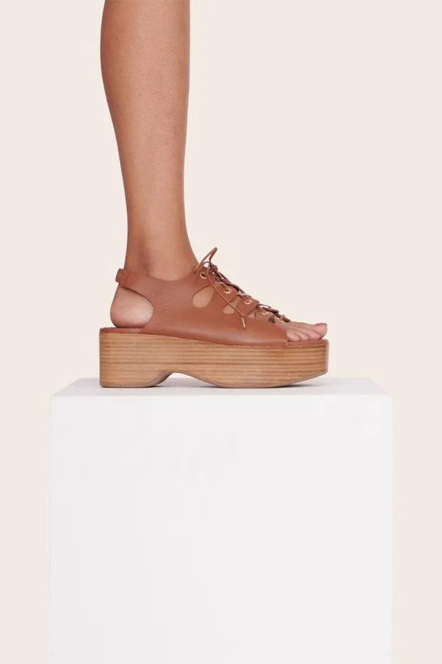 Women STAUD Platforms and Wedges QUINN PLATFORM SANDAL TAN
